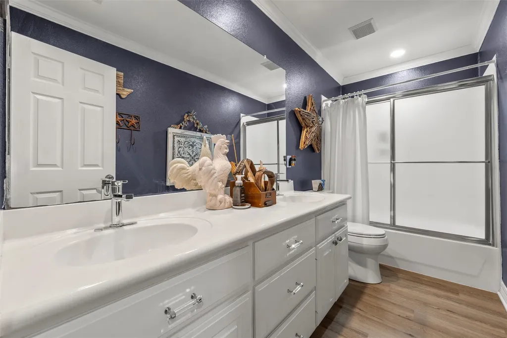 9408 Silverthorn Drive Waco TX 76708
