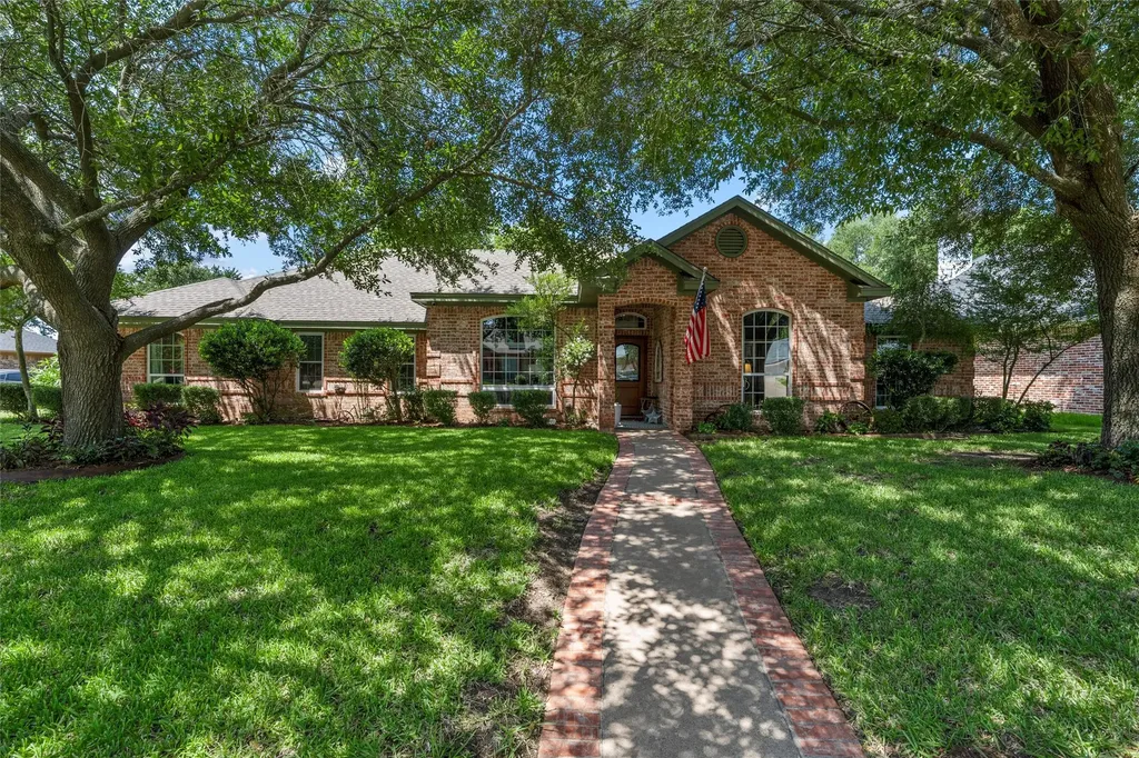 9408 Silverthorn Drive Waco TX 76708