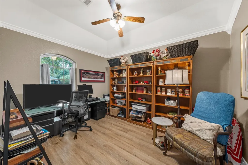 9408 Silverthorn Drive Waco TX 76708
