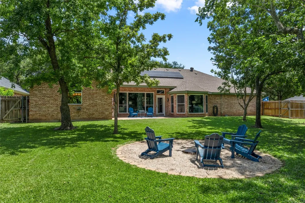 9408 Silverthorn Drive Waco TX 76708