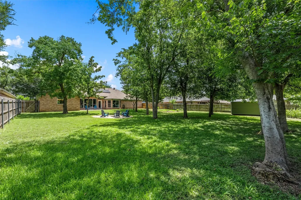 9408 Silverthorn Drive Waco TX 76708