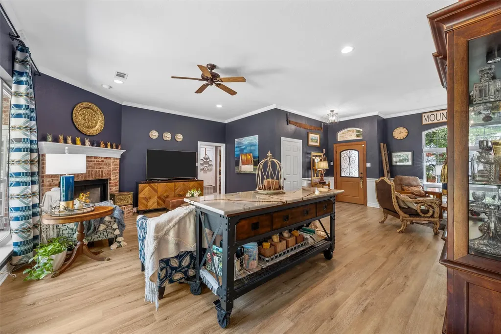 9408 Silverthorn Drive Waco TX 76708