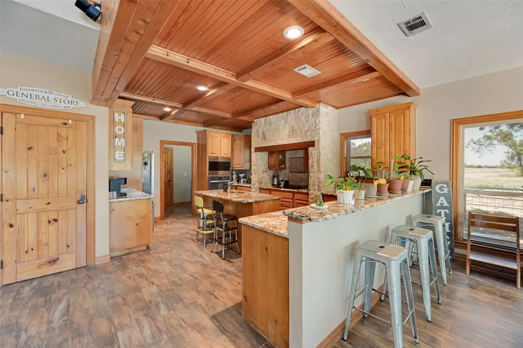 7999 County Road 151 Kaufman TX 75142