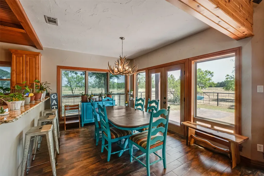 7999 County Road 151 Kaufman TX 75142