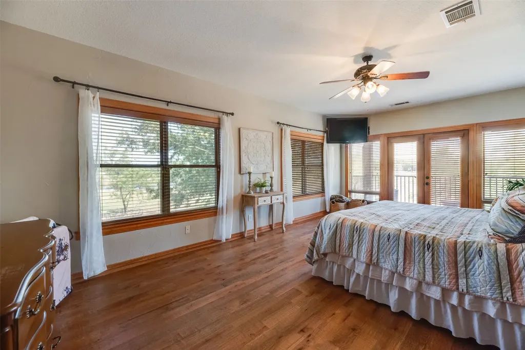 7999 County Road 151 Kaufman TX 75142