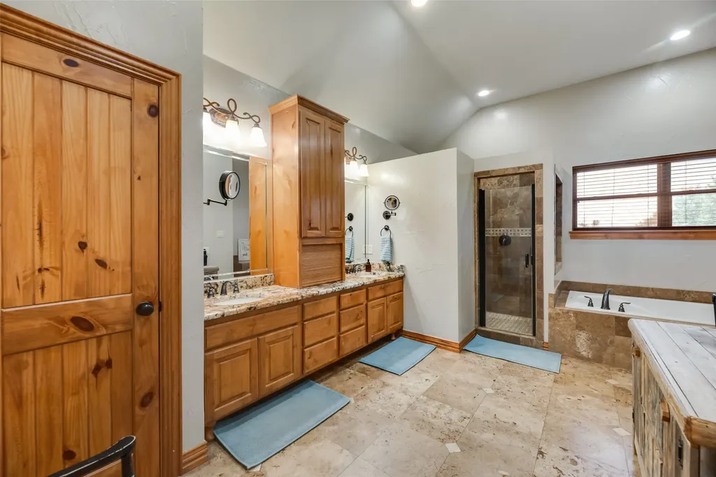 7999 County Road 151 Kaufman TX 75142