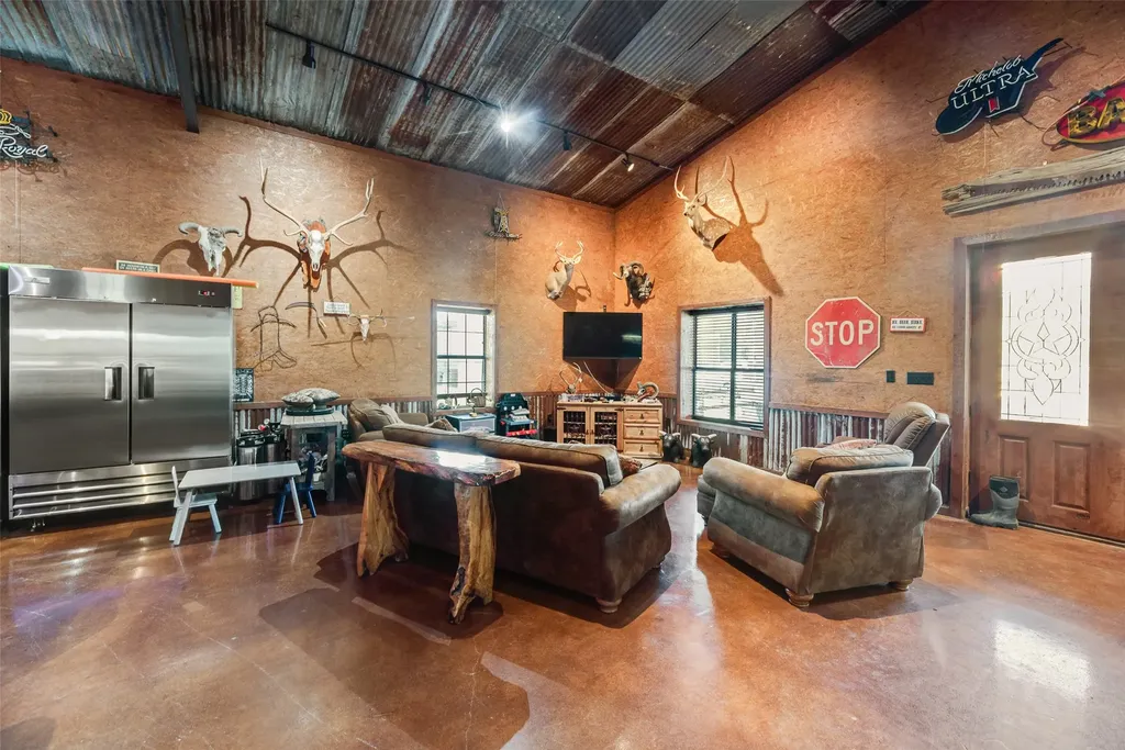 7999 County Road 151 Kaufman TX 75142