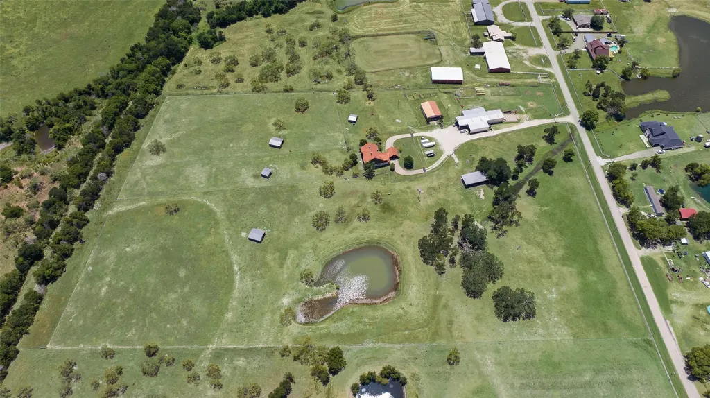 7999 County Road 151 Kaufman TX 75142