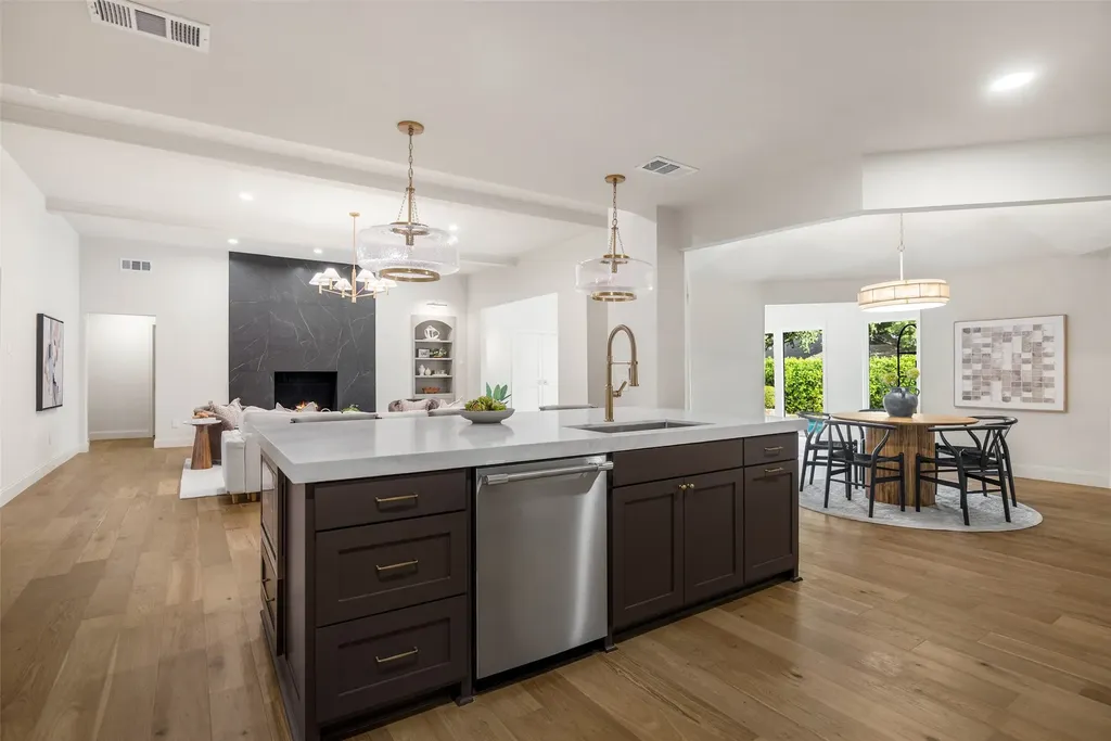 7606 Dunoon Avenue Dallas TX 75248