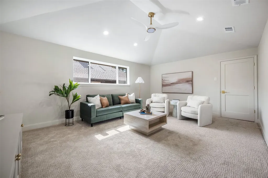 7606 Dunoon Avenue Dallas TX 75248