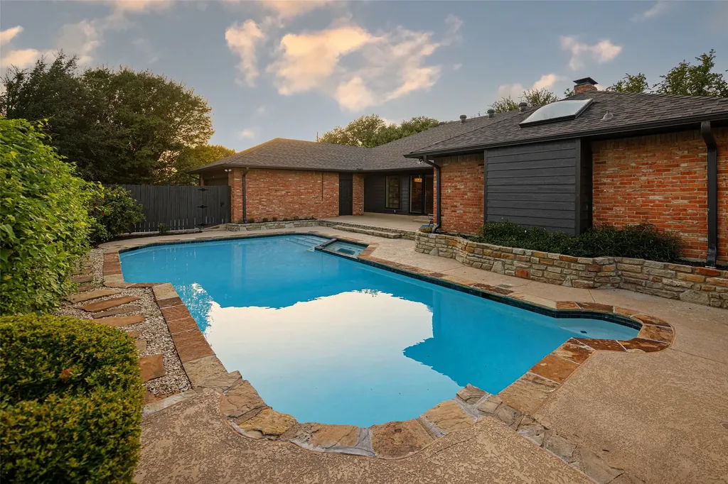 7606 Dunoon Avenue Dallas TX 75248