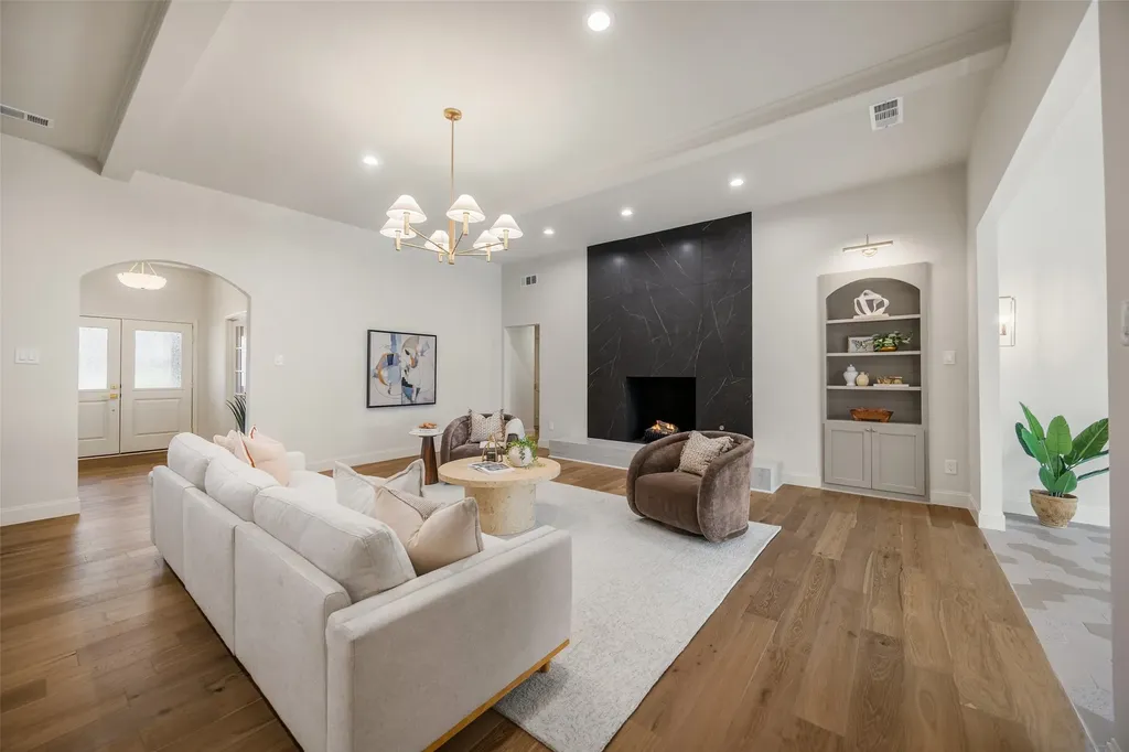 7606 Dunoon Avenue Dallas TX 75248