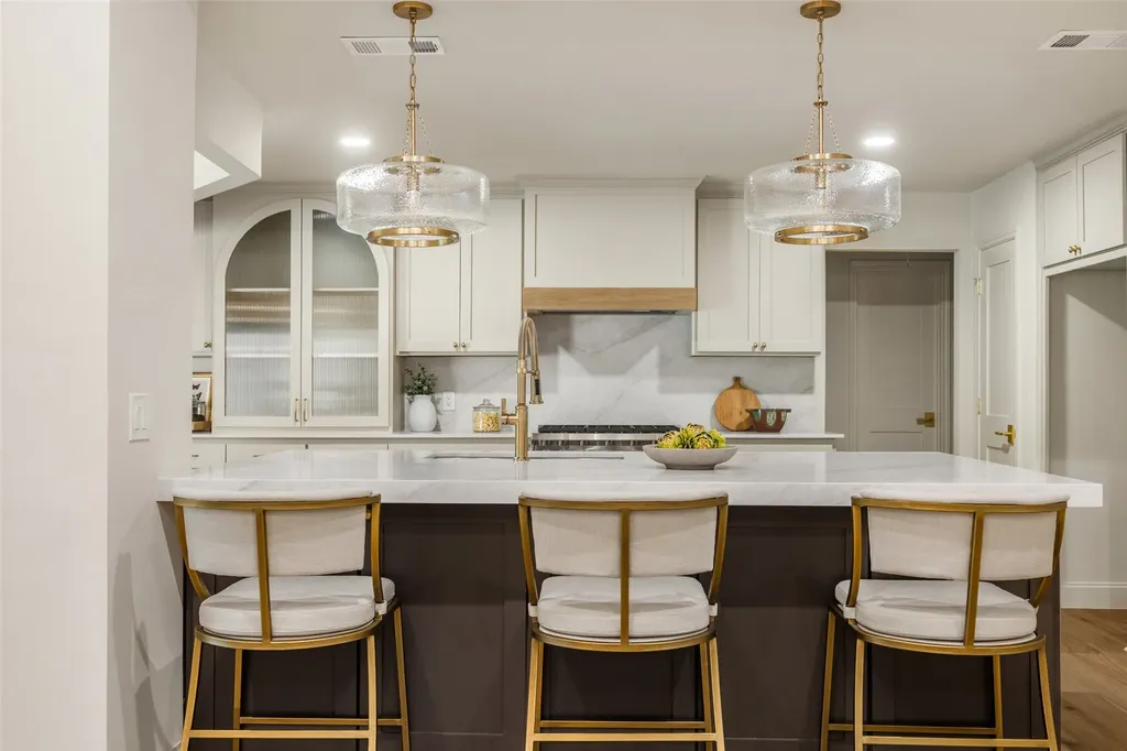 7606 Dunoon Avenue Dallas TX 75248