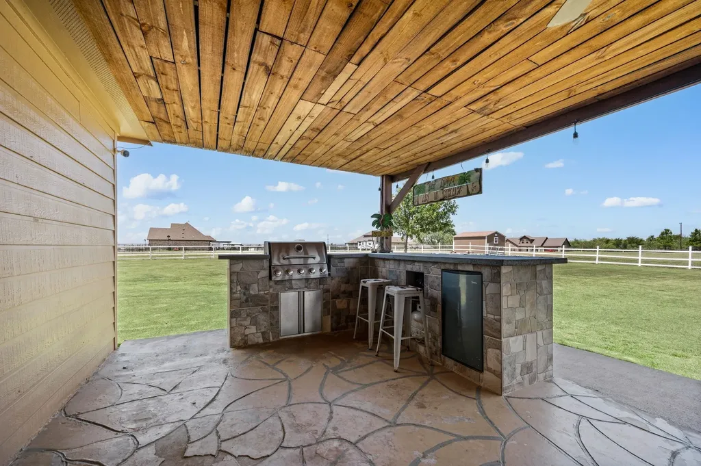 15099 Saddle Ridge Circle Terrell TX 75160
