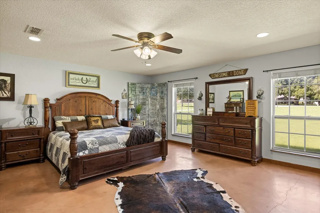 511 Highland Road Springtown TX 76082