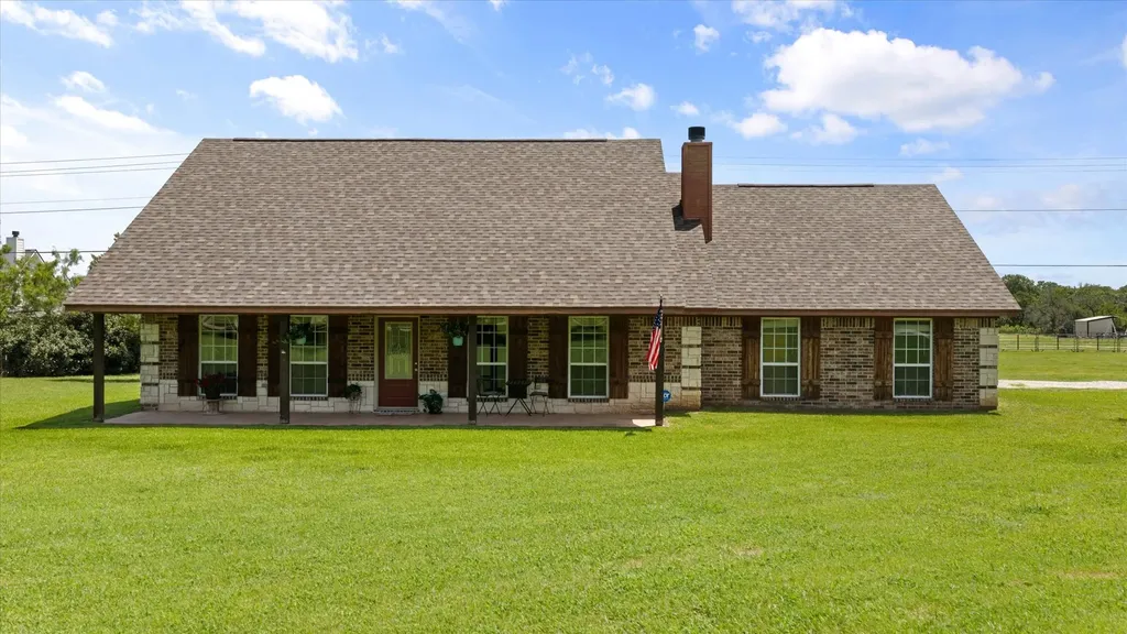 511 Highland Road Springtown TX 76082