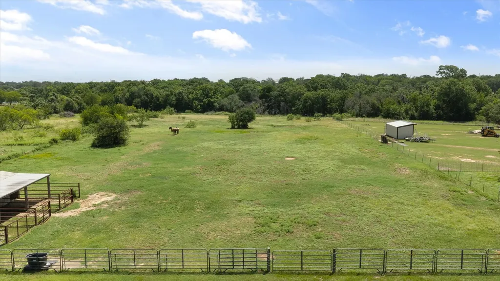 511 Highland Road Springtown TX 76082