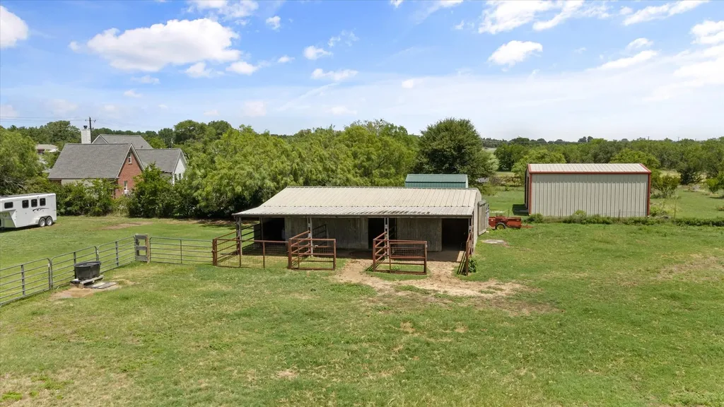 511 Highland Road Springtown TX 76082