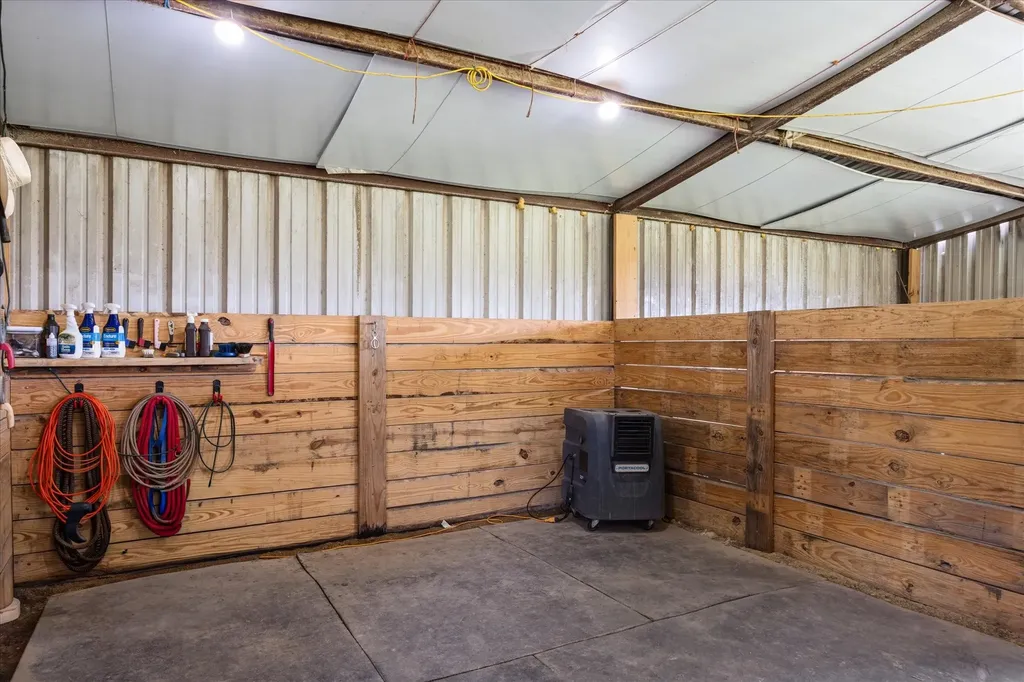 511 Highland Road Springtown TX 76082