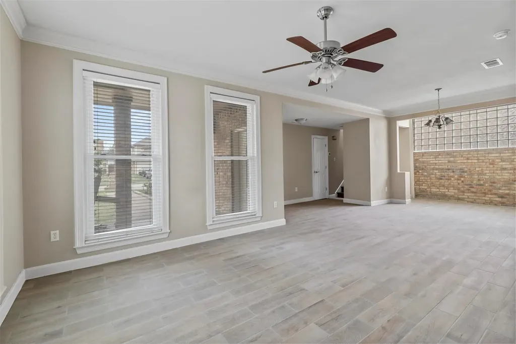 1110 Carrington Court Irving TX 75060