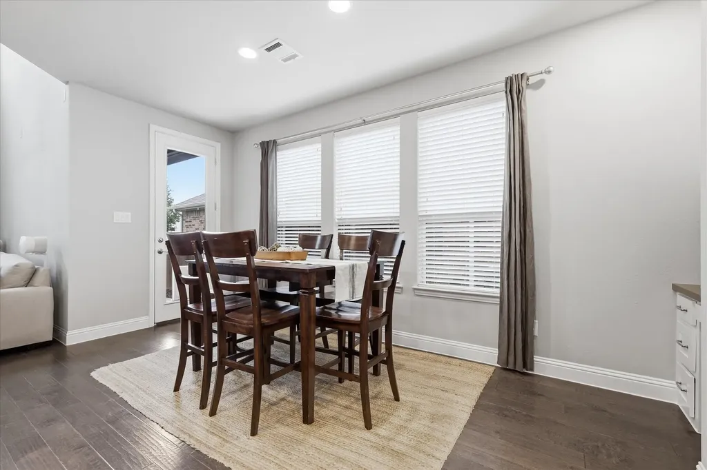 6213 Whiskerbrush Road Flower Mound TX 76226
