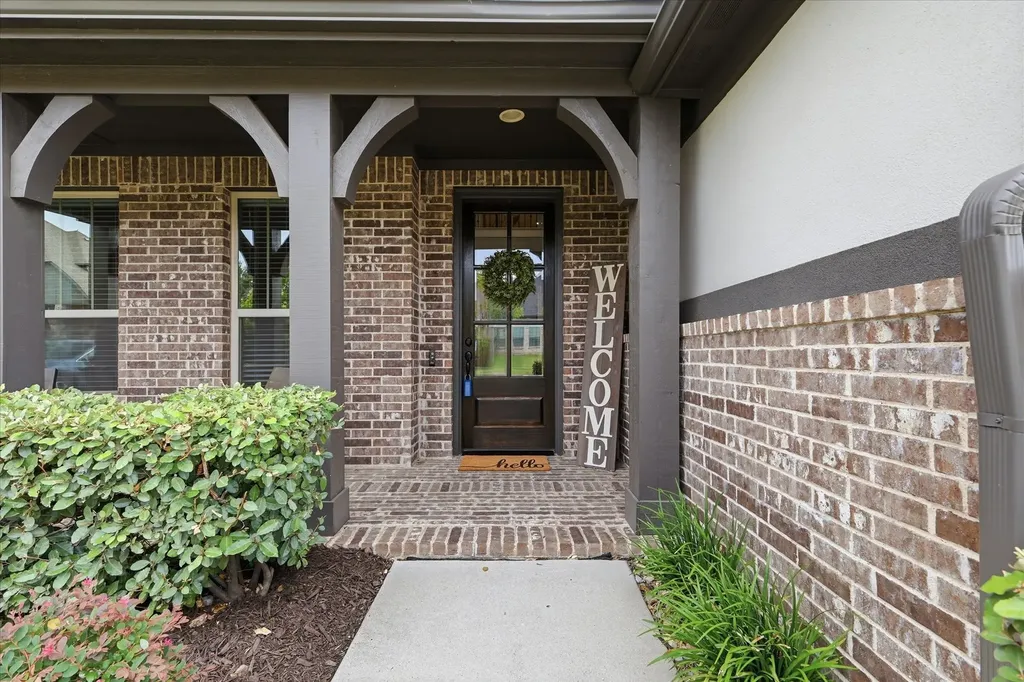 6213 Whiskerbrush Road Flower Mound TX 76226