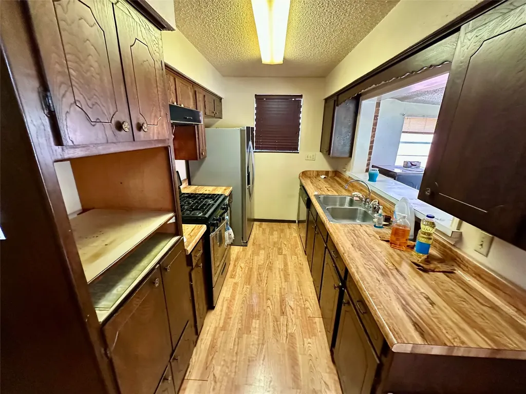 404 Birchwood Circle Mesquite TX 75149