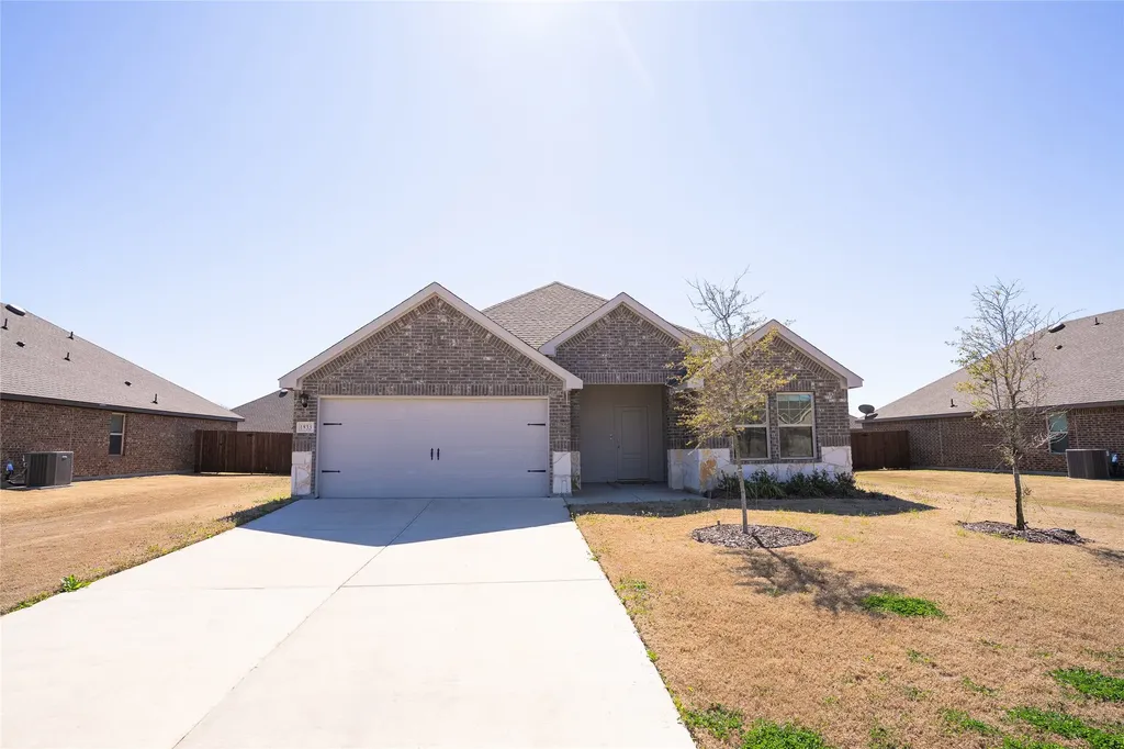 1833 Pecan Valley Drive Kaufman TX 75142
