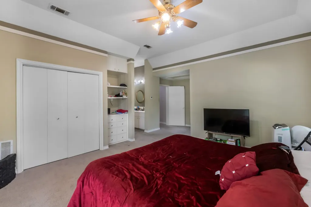 1707 Woodridge Circle Arlington TX 76013