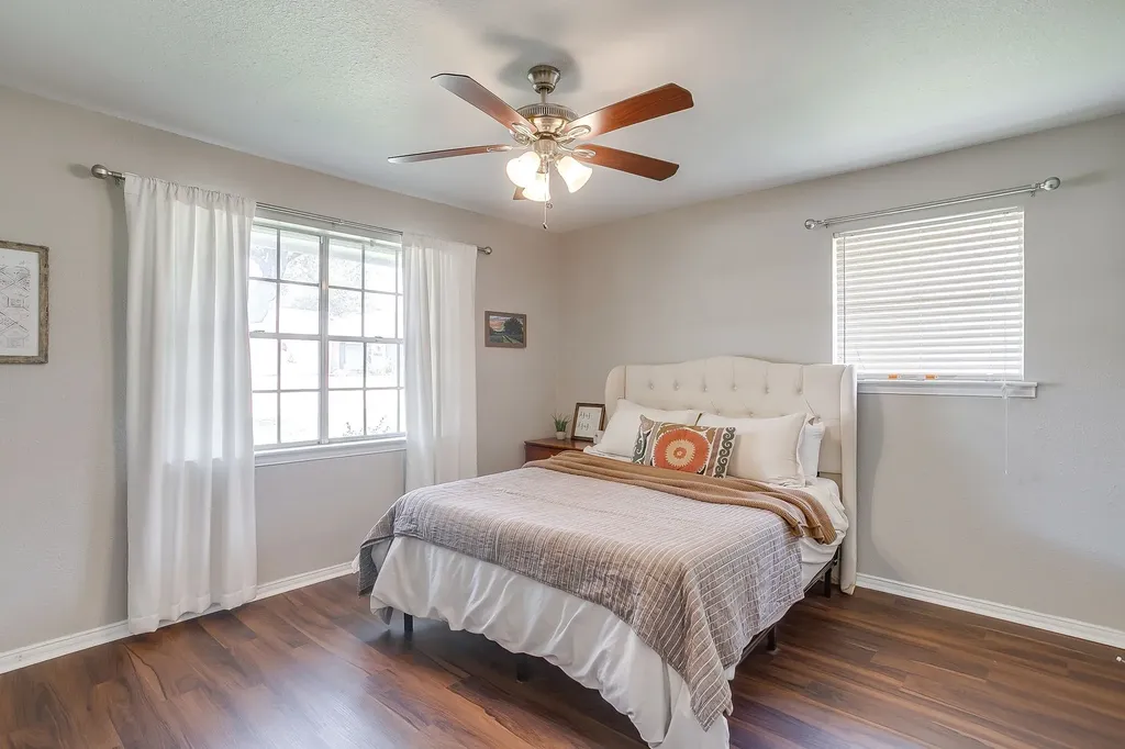 3817 Lawndale Avenue Fort Worth TX 76133