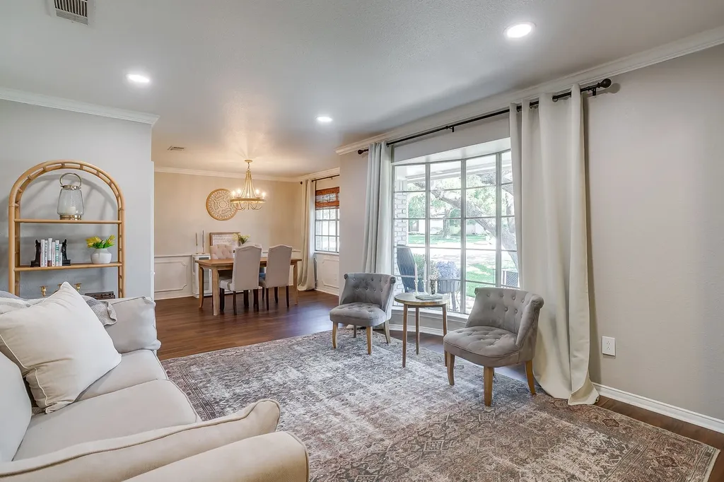 3817 Lawndale Avenue Fort Worth TX 76133