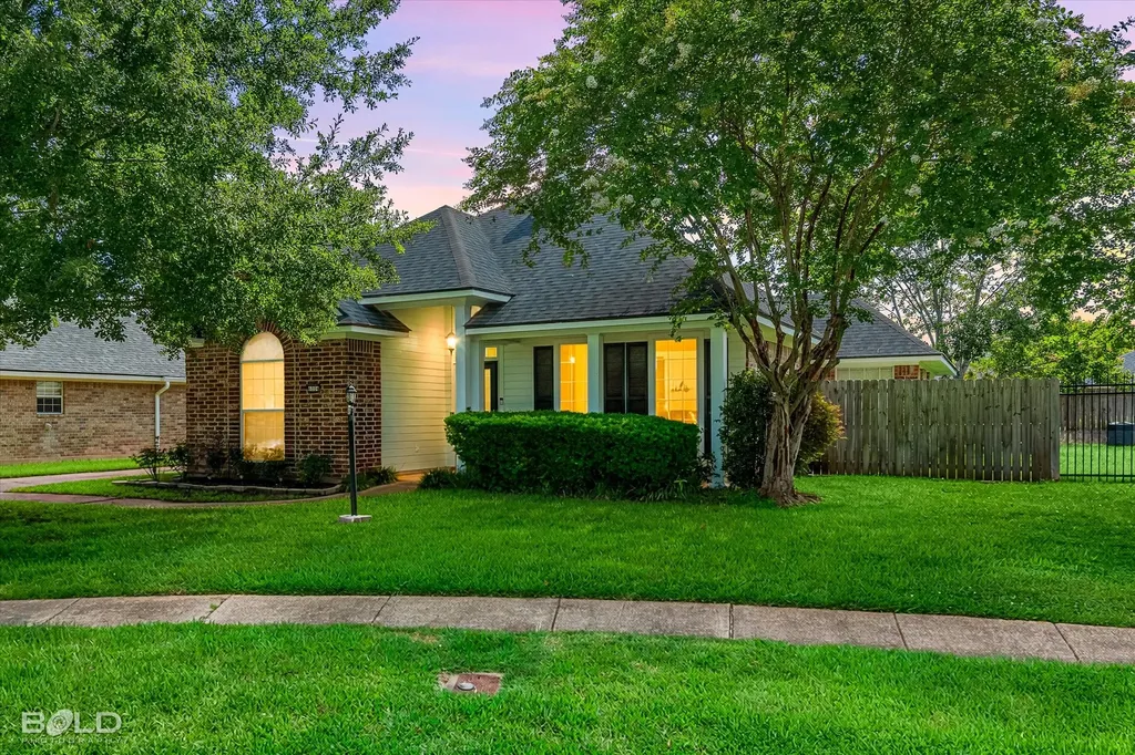 6004 Kateland Circle Bossier City LA 71111