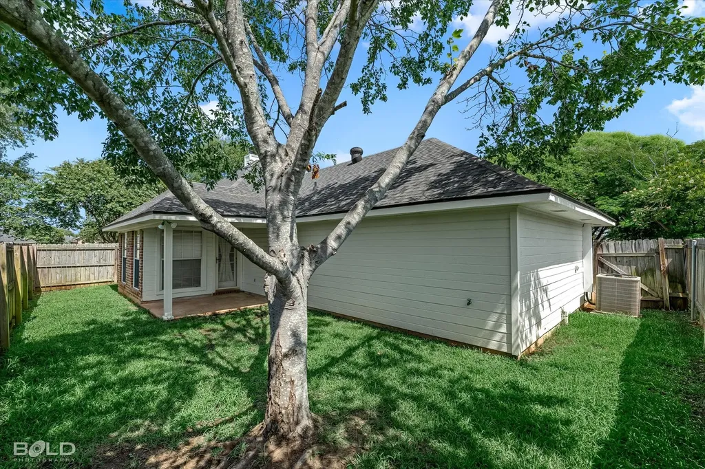 6004 Kateland Circle Bossier City LA 71111