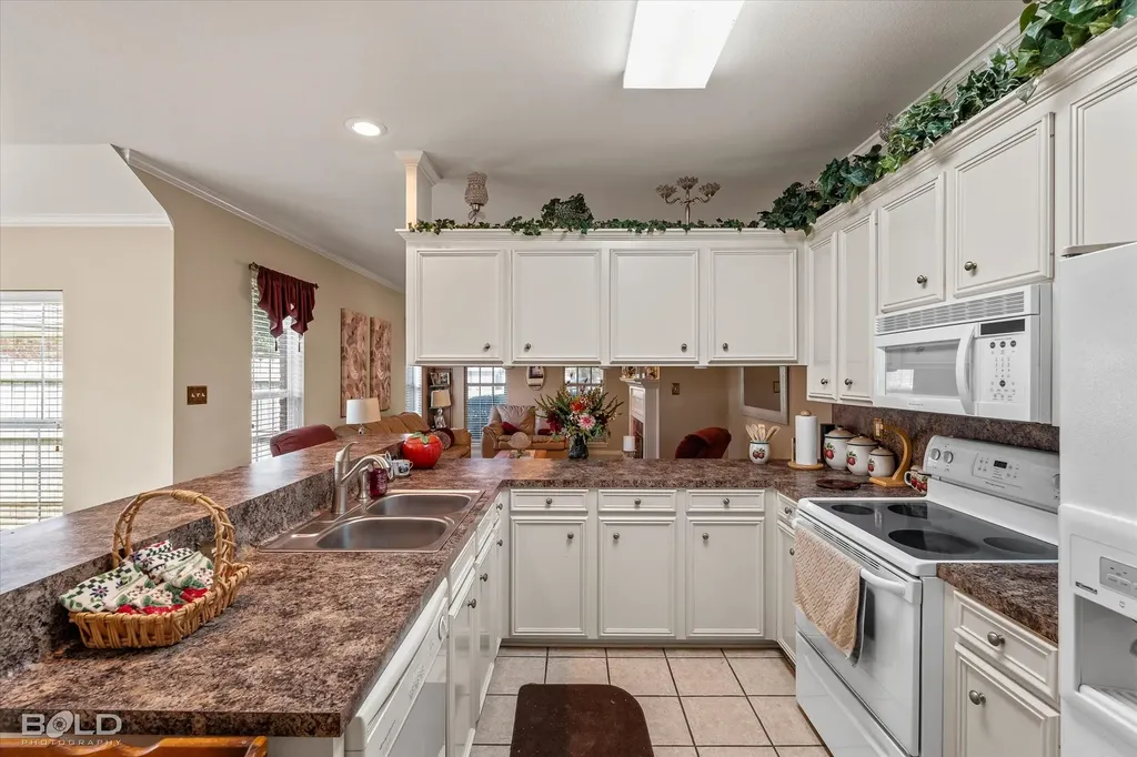 6004 Kateland Circle Bossier City LA 71111