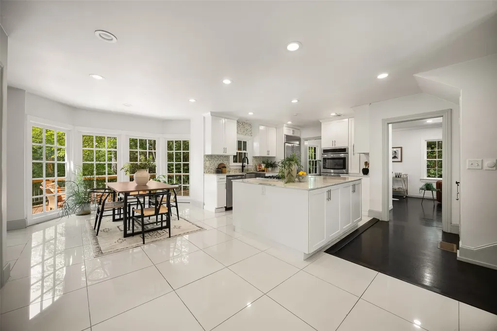 1001 Sarasota Circle Dallas TX 75223