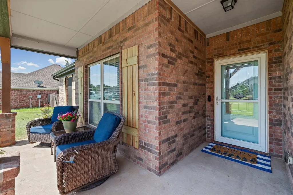 3139 Meandering Way Granbury TX 76049