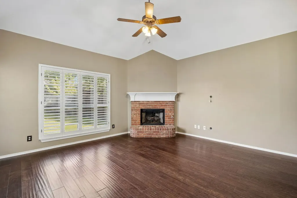 1833 Melton Drive Carrollton TX 75010