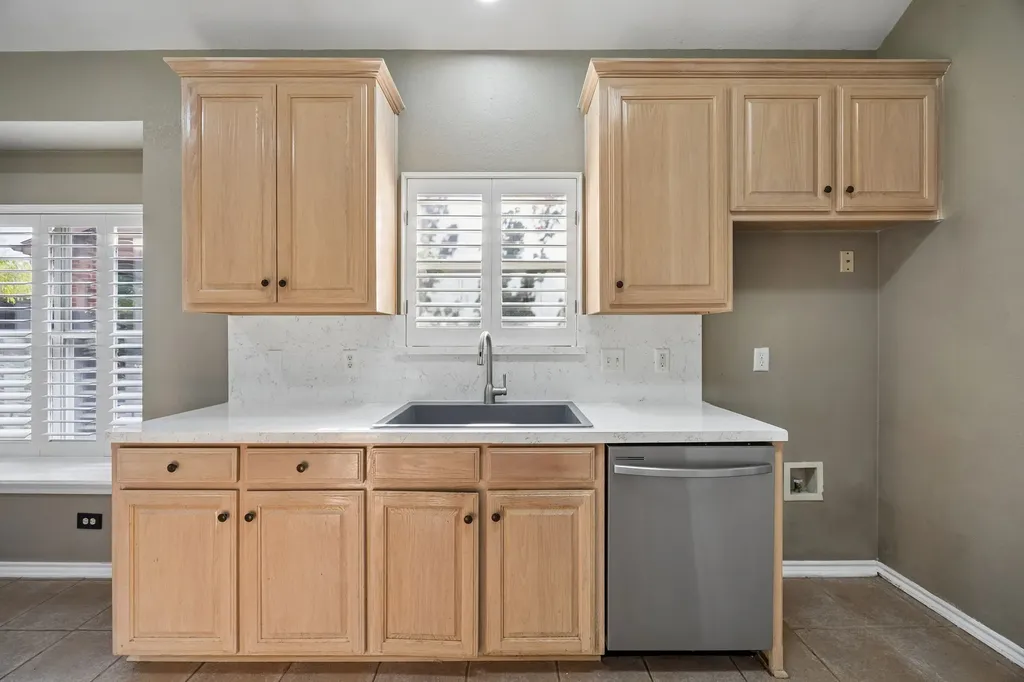 1833 Melton Drive Carrollton TX 75010