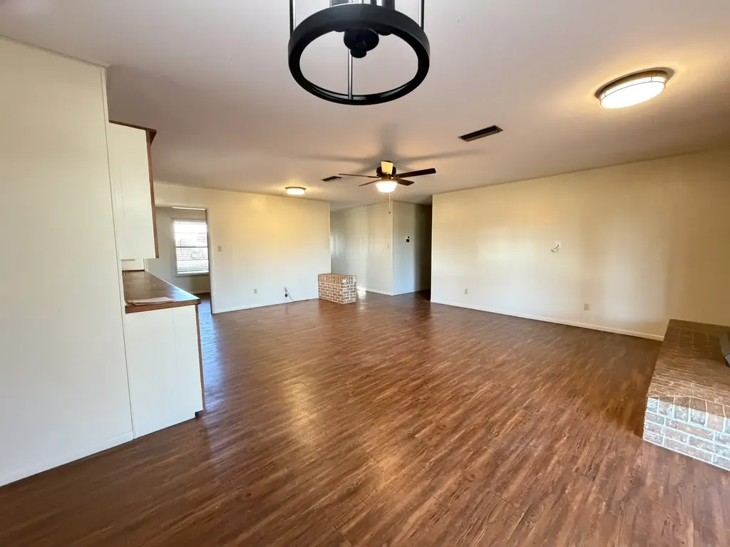 2529 State Highway 11 W Pittsburg TX 75686