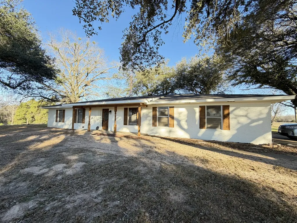 2529 State Highway 11 W Pittsburg TX 75686