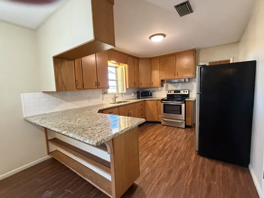 2529 State Highway 11 W Pittsburg TX 75686