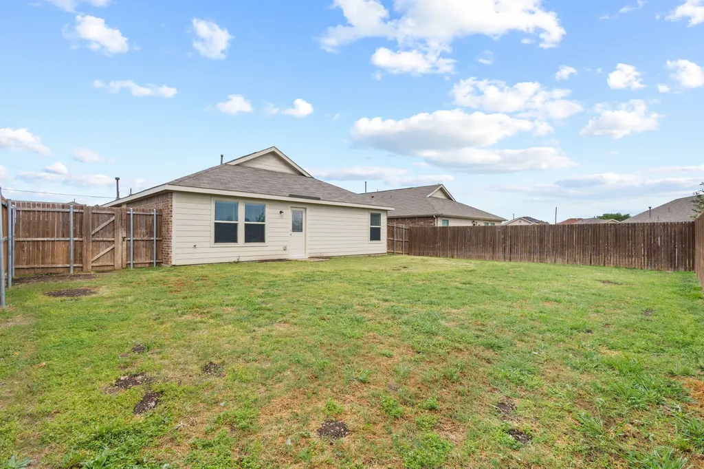 2604 Spring Time Drive Ennis TX 75119