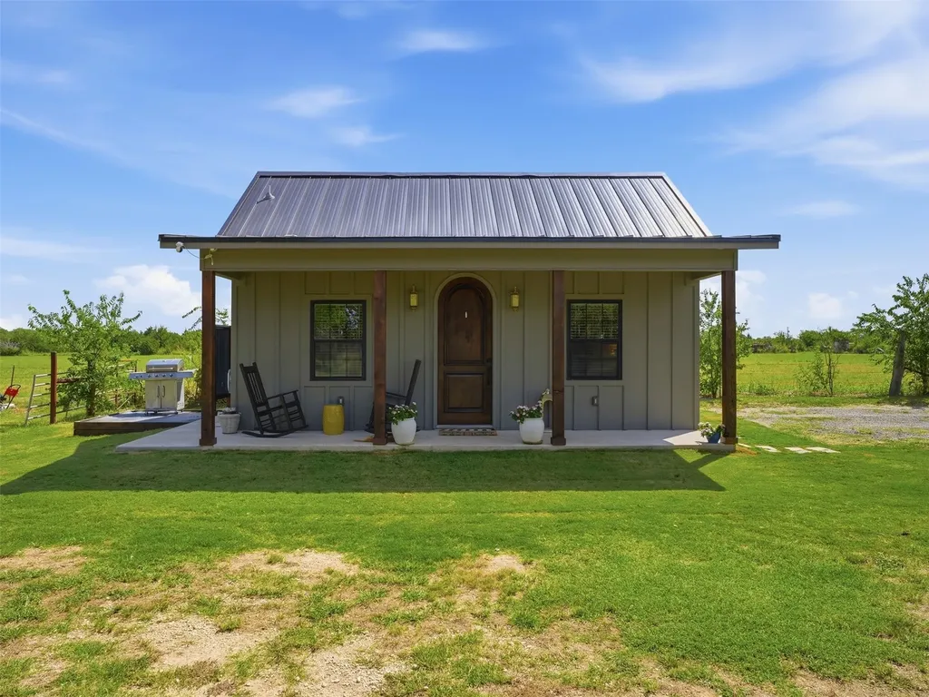 1521 County Road 1107b Cleburne TX 76031