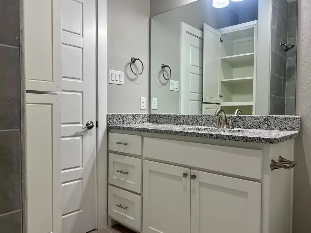 617 N Friendship Road Sherman TX 75092