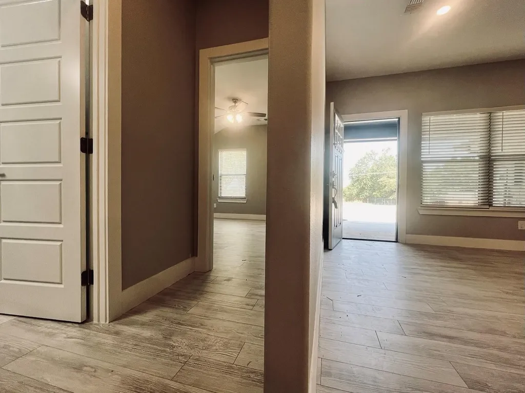 617 N Friendship Road Sherman TX 75092