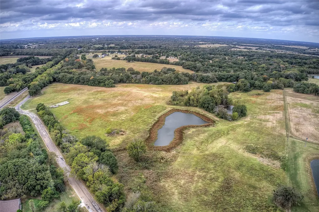 1711 County Road 3501 Wills Point TX 75169