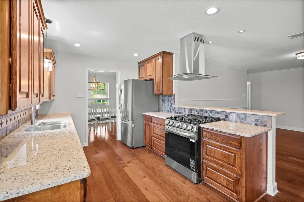 409 Summit Ridge Drive Euless TX 76039