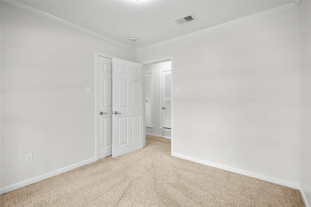 409 Summit Ridge Drive Euless TX 76039