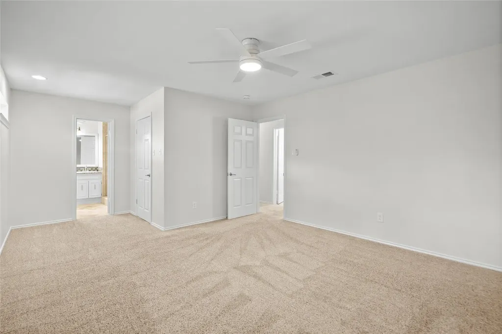 409 Summit Ridge Drive Euless TX 76039