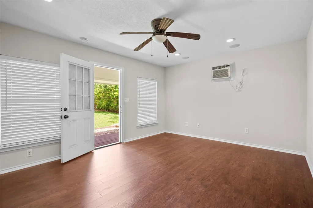 409 Summit Ridge Drive Euless TX 76039